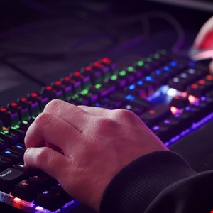 Bar chart of top ransomware groups' share in March 2026 attacks, Qilin leading at 20%